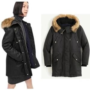 J Crew Perfect Winter Parka with eco friendly Primaloft Size XS Fur Hood